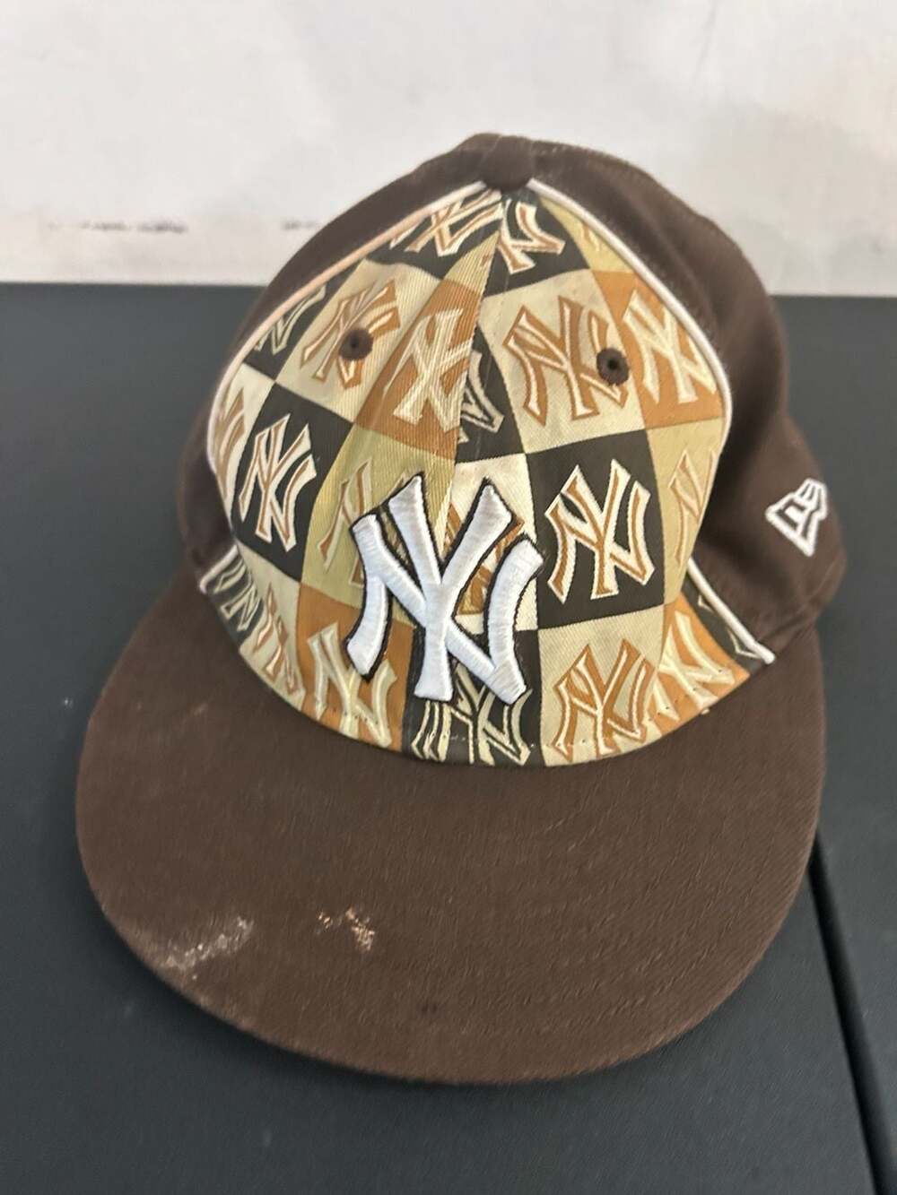 New Era 59Fifty New York Yankees All Over Print Fitted Hat 7 1/4